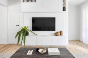 Stylish Retreat, Little Cove